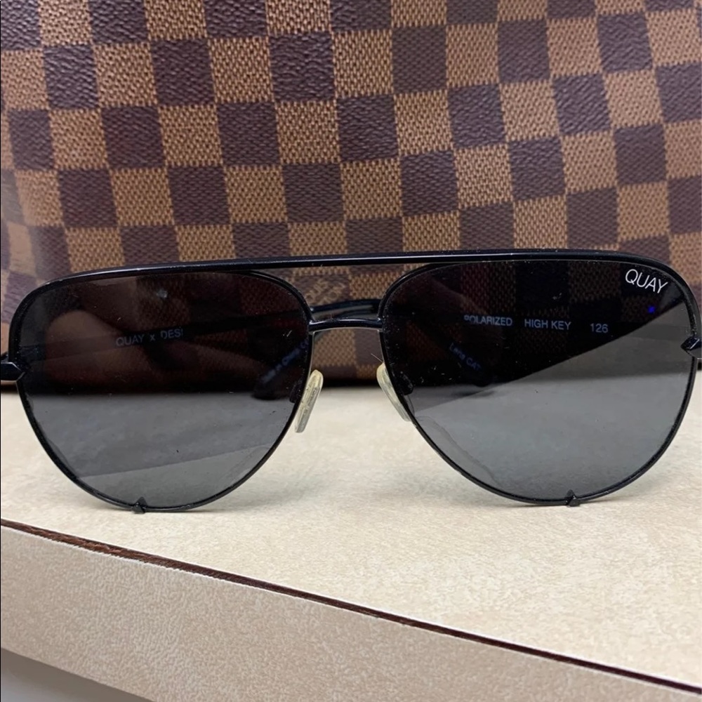 Polarized Quay Sunglasses Desi Highkey 126